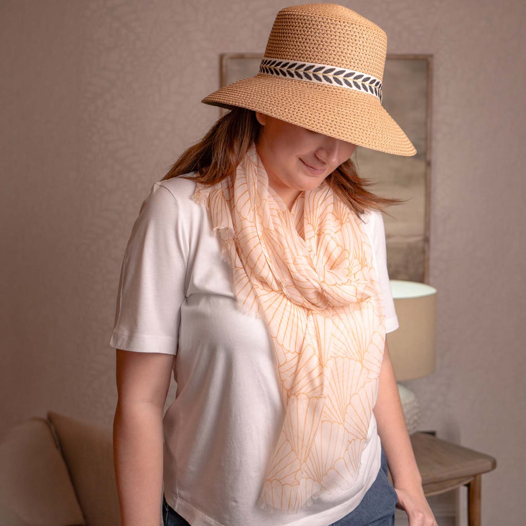 LIGHTWEIGHT SCARF CORAL REEF PRINT CREAM