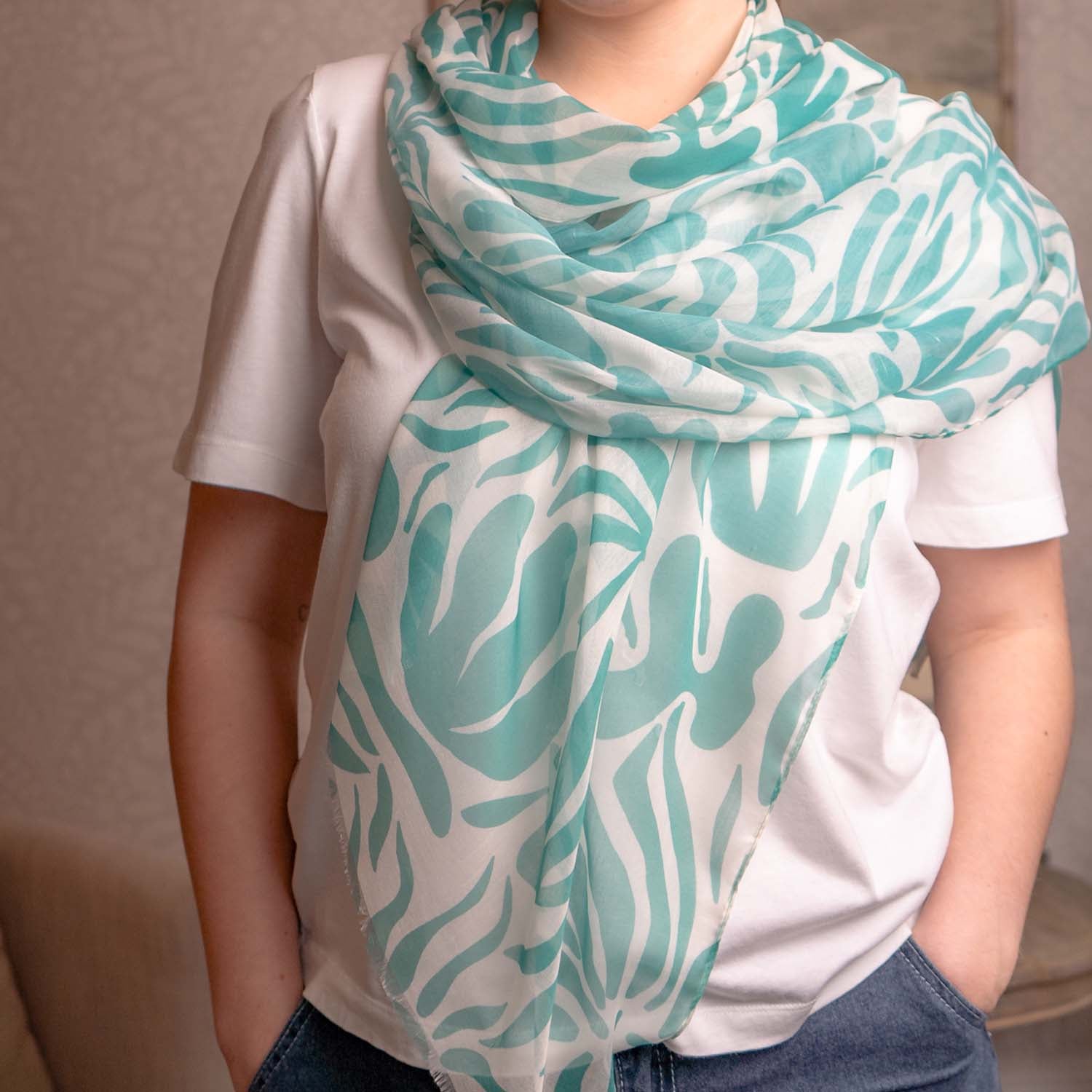 LIGHTWEIGHT SCARF FLORAL PRINT GREEN