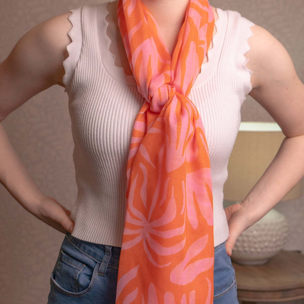 LIGHTWEIGHT SCARF FLORAL PRINT ORANGE