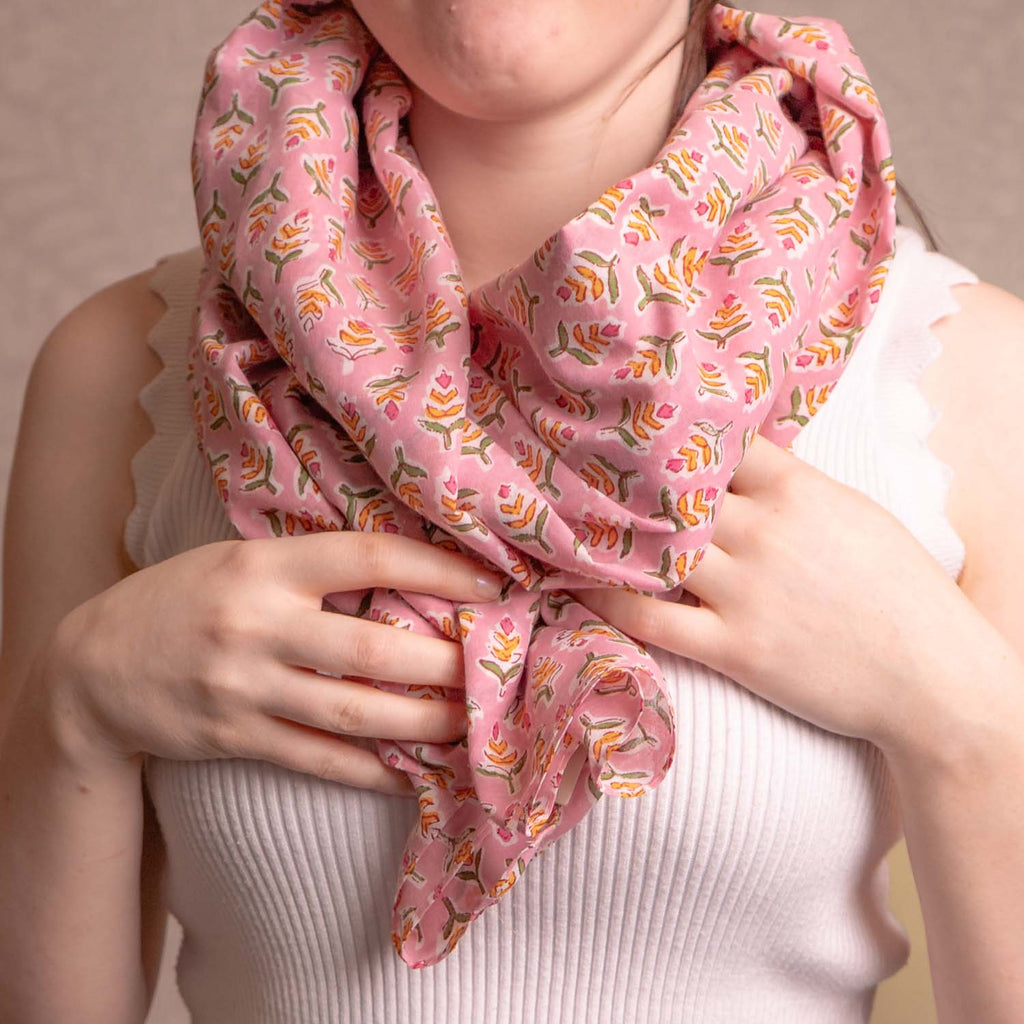 PURE COTTON SCARF KANTHA DITSY PINK