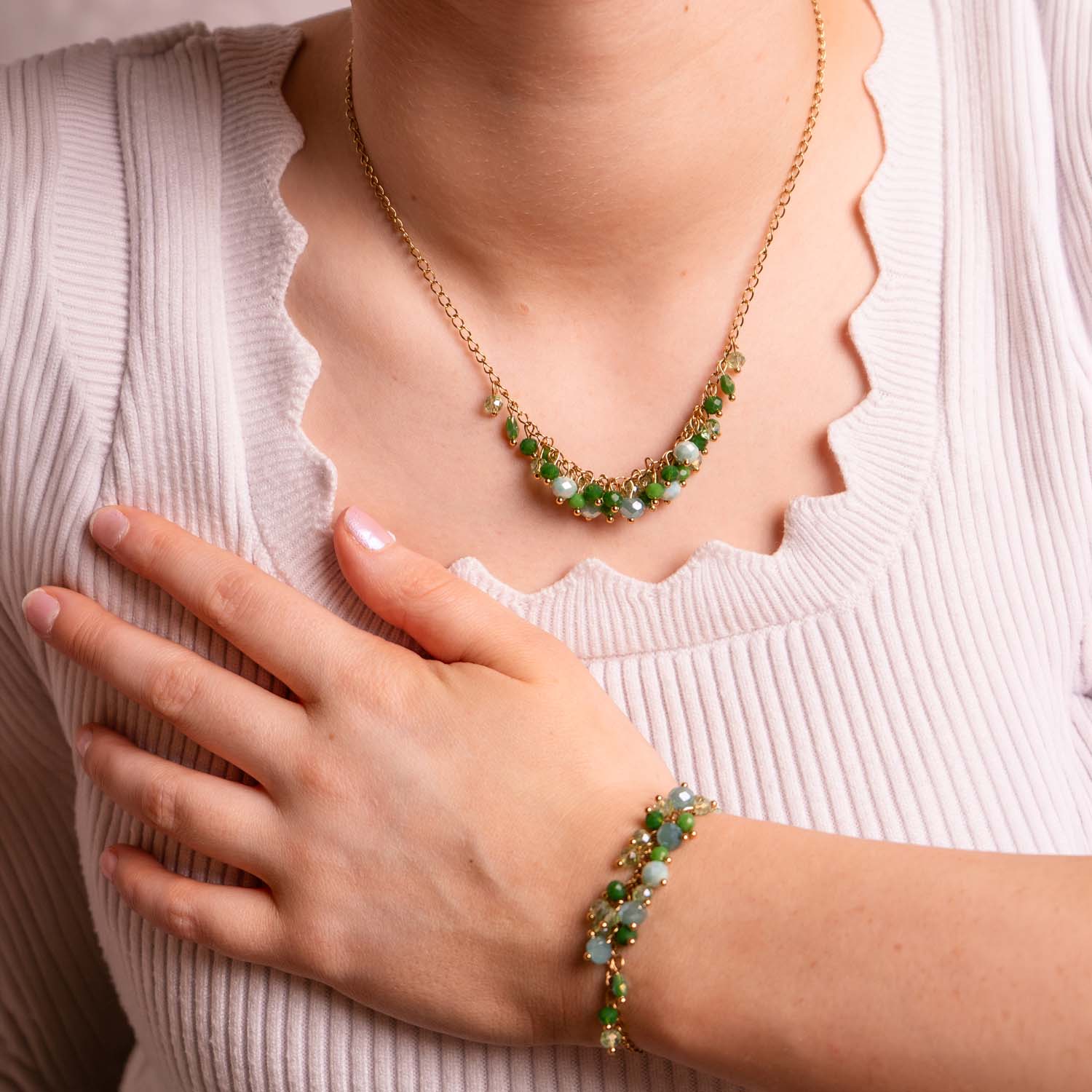 BRACELET HANDMADE GREEN GLASS BEADS 14K GOLD PLATED