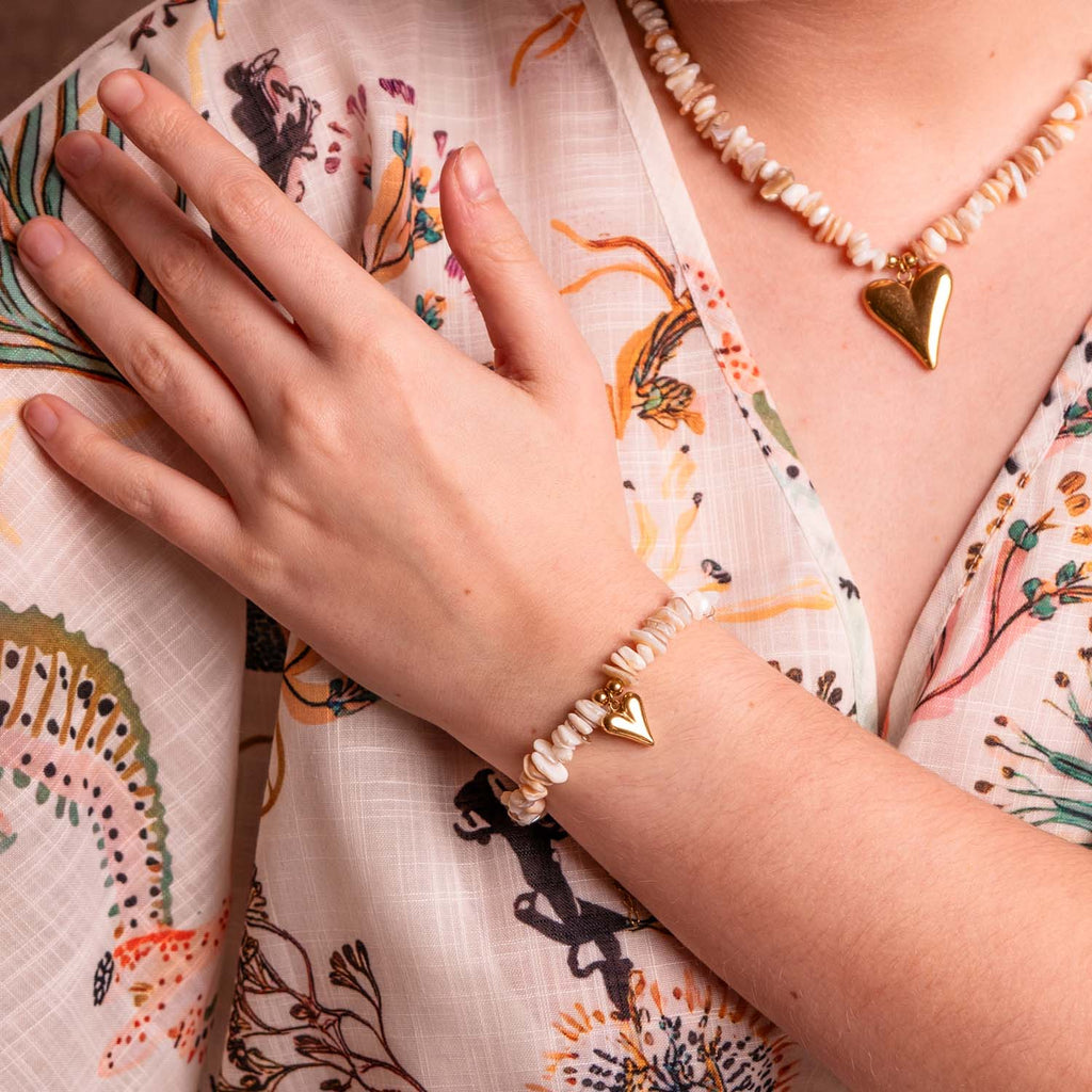 BRACELET HANDMADE SHELL HEART NATURAL 14K GOLD PLATED