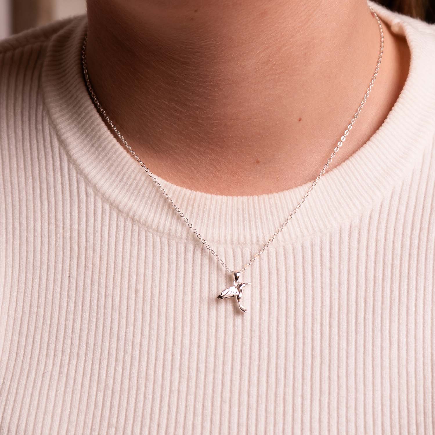 NECKLACE HUMMINGBIRD PENDANT SILVER PLATED
