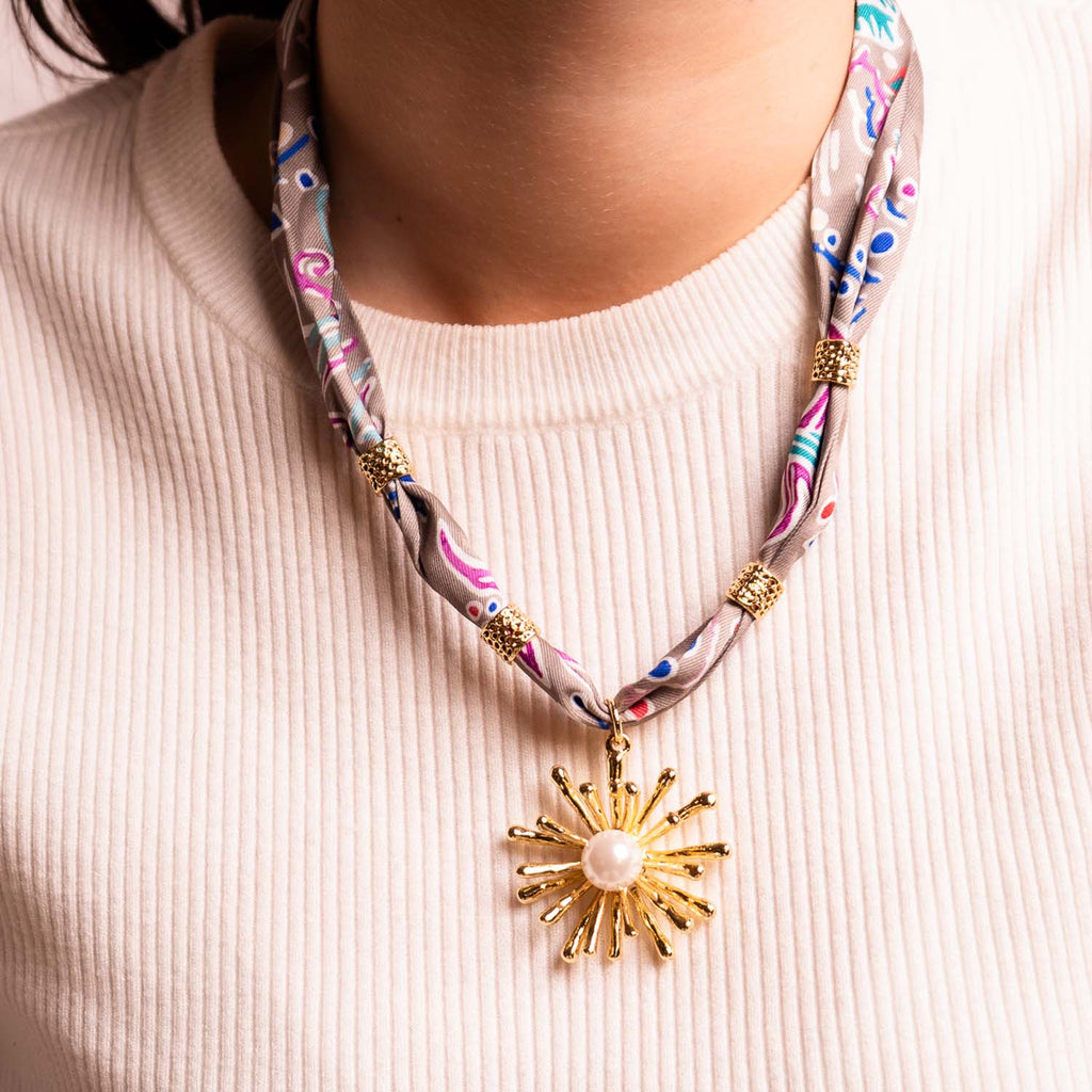 TWILLY NECKLACE SUNBURST PENDANT 14K GOLD PLATED