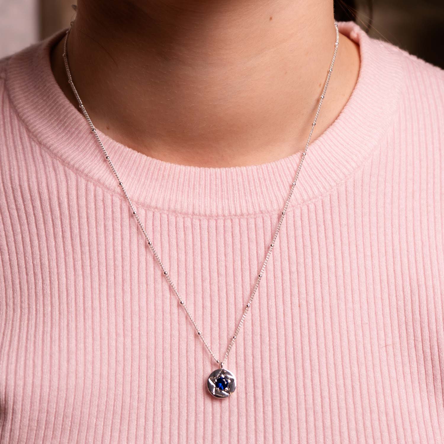 NECKLACE CLEAR CRYSTAL STAR DETAIL SILVER PLATED
