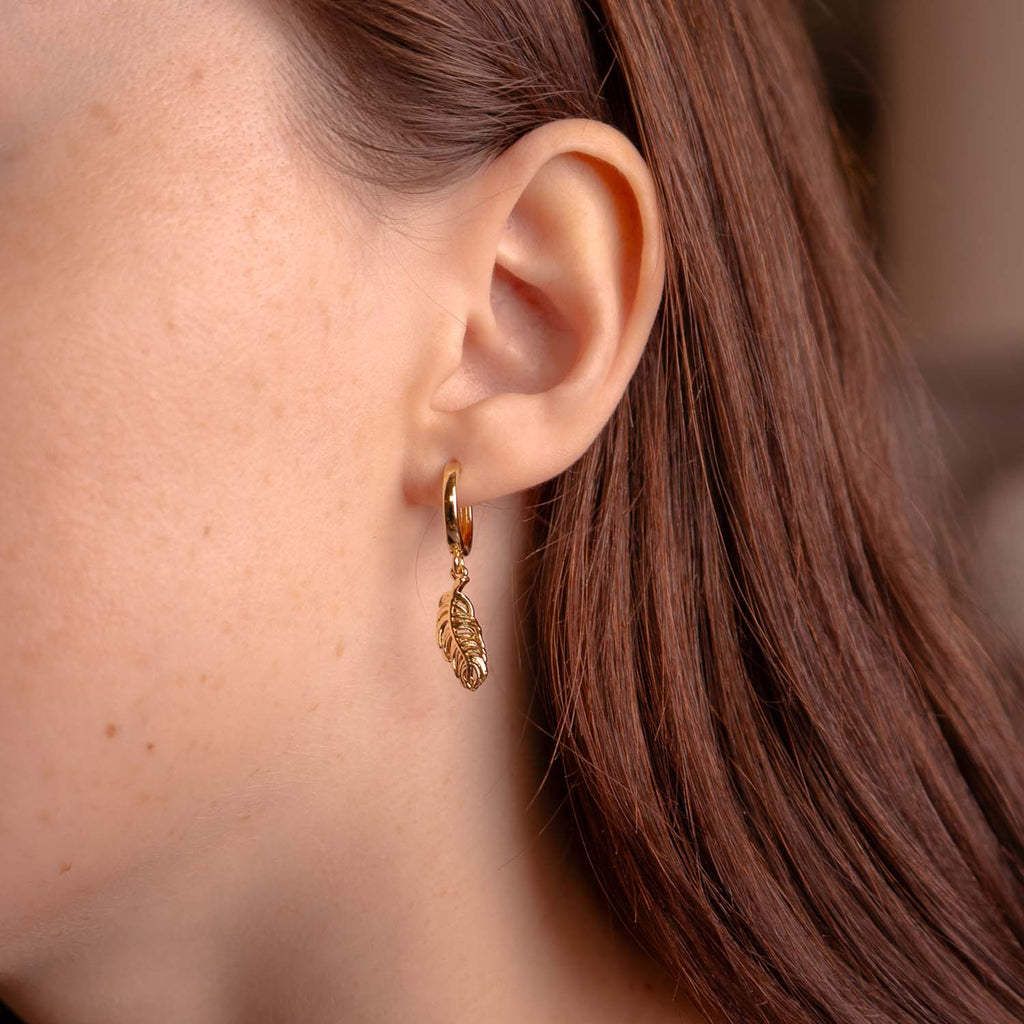 HOOP EARRING FEATHER CHARM 14K GOLD PLATED