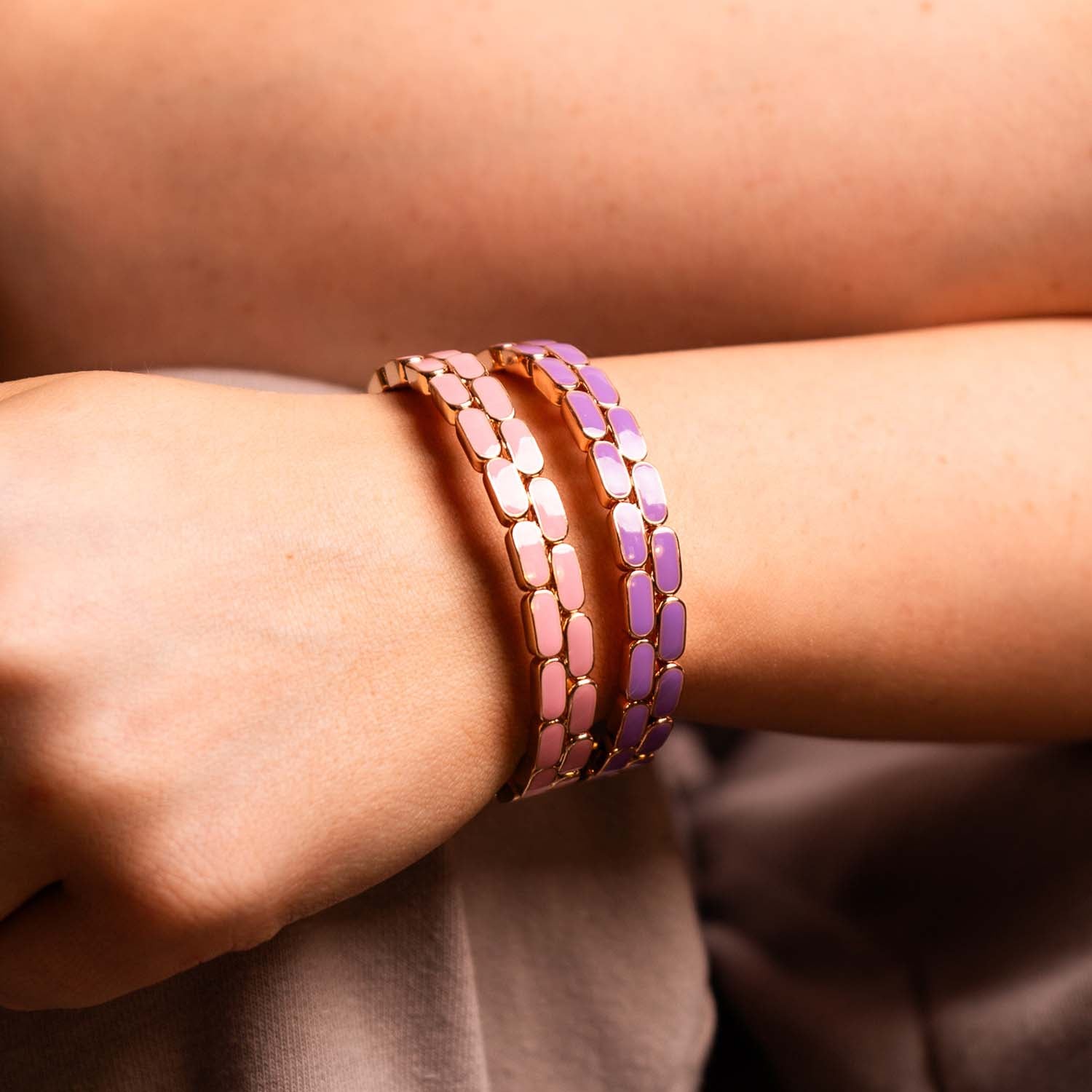 ELASTICATED ENAMEL TILE BRACELET HEATHER