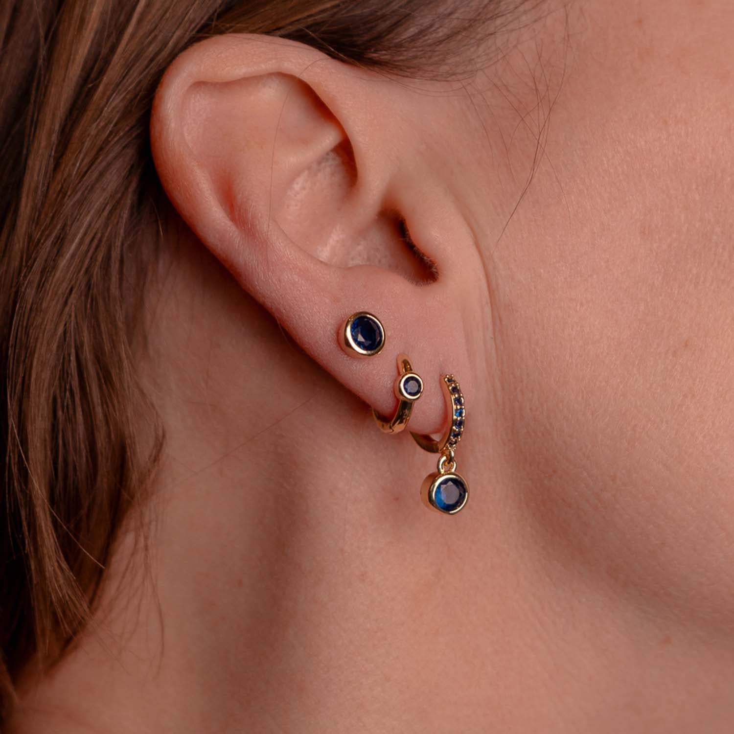EVERYDAY EAR PARTY ROUND STACK NAVY 14K GOLD PLATED