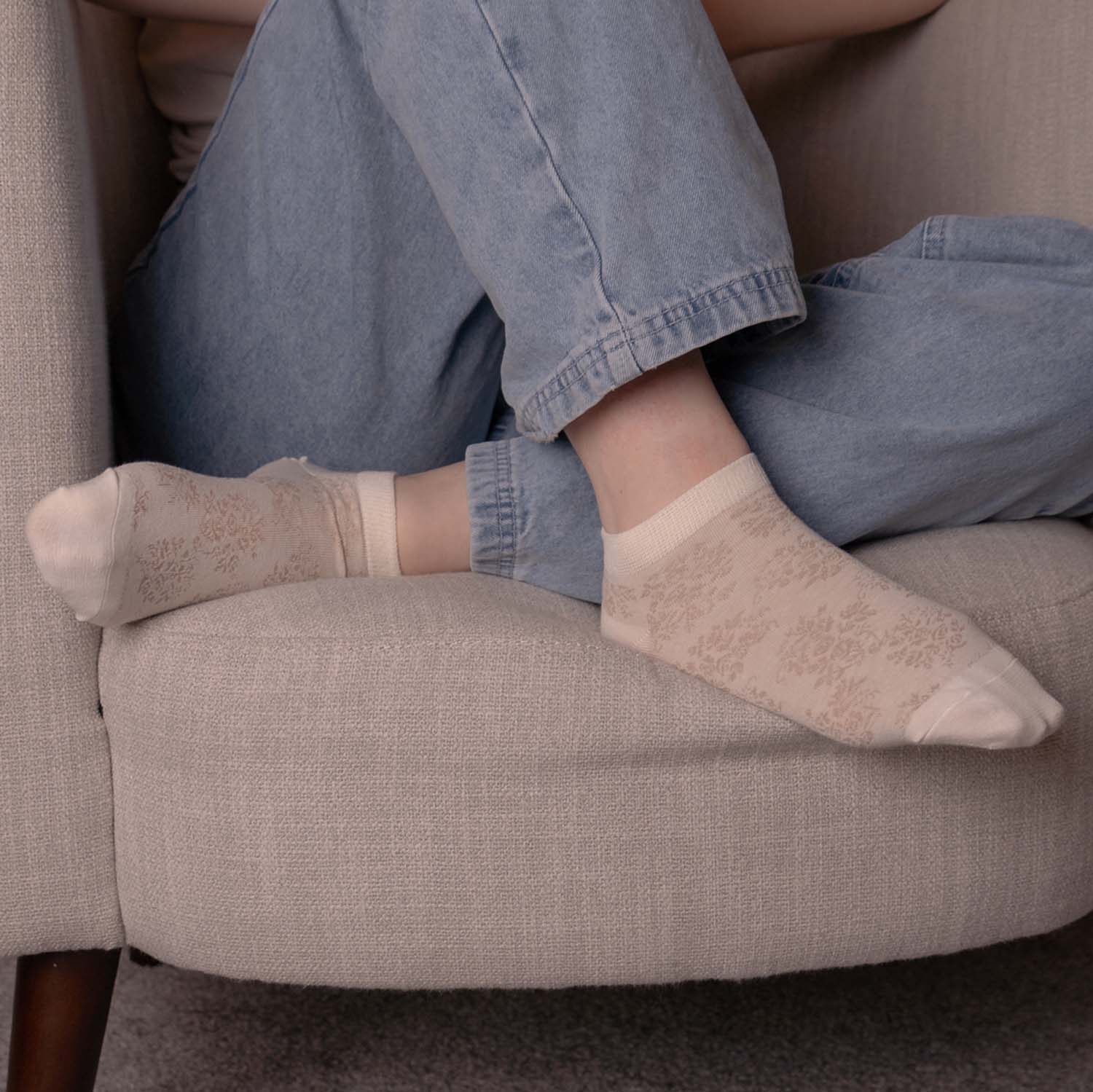 WOMENS COTTON FLORAL TRAINER SOCKS SET OF 5 ASSORTED