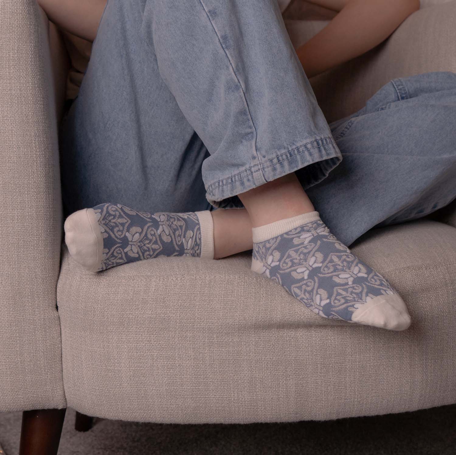 WOMENS COTTON FLORAL TRAINER SOCKS SET OF 5 ASSORTED