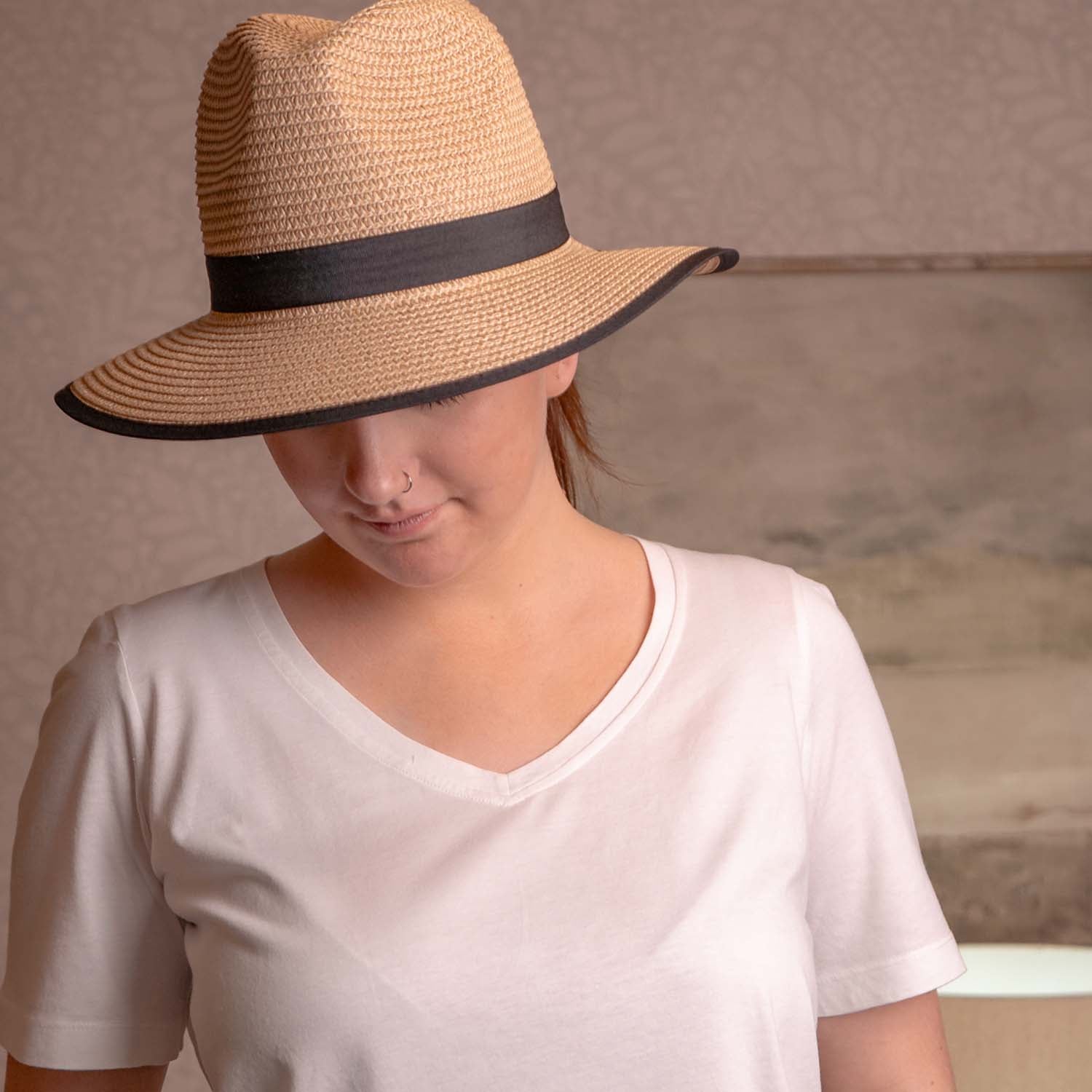 PONYTAIL STRAW FEDORA WITH ADJUSTABLE OPENING BLACK