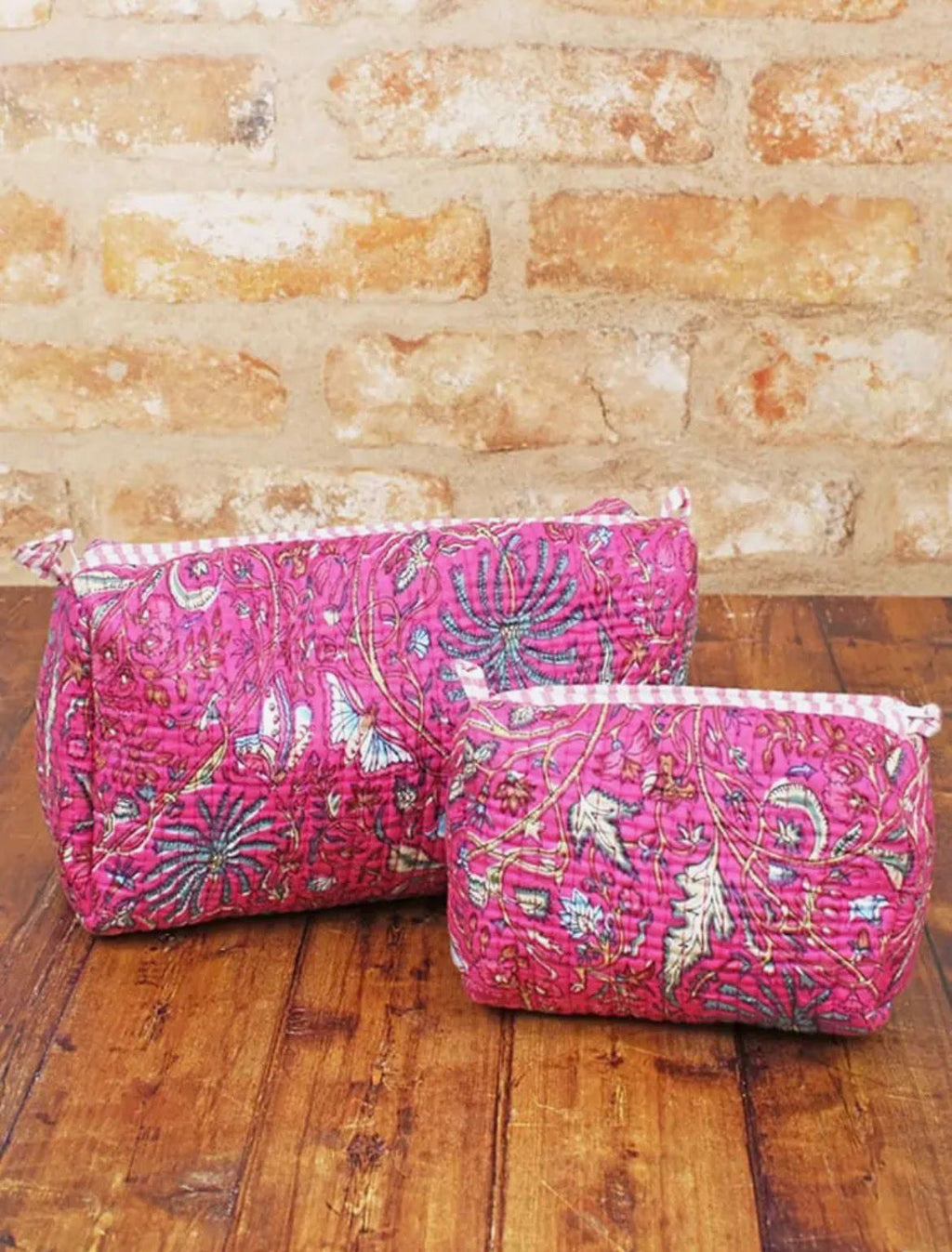 2 Quilted Cotton Wash Bags
