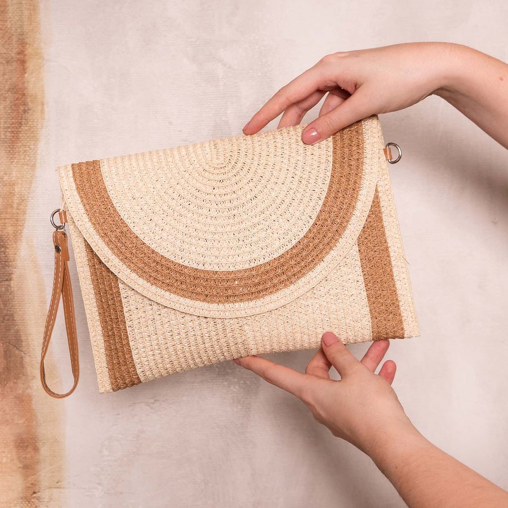 SUMMER STRAW FULLY LINED CLUTCH WITH WRIST STRAP CREAM