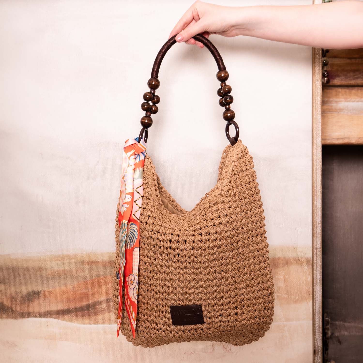 HANDMADE STRAW BEADED BAG WITH TWILLY DETAIL NATURAL