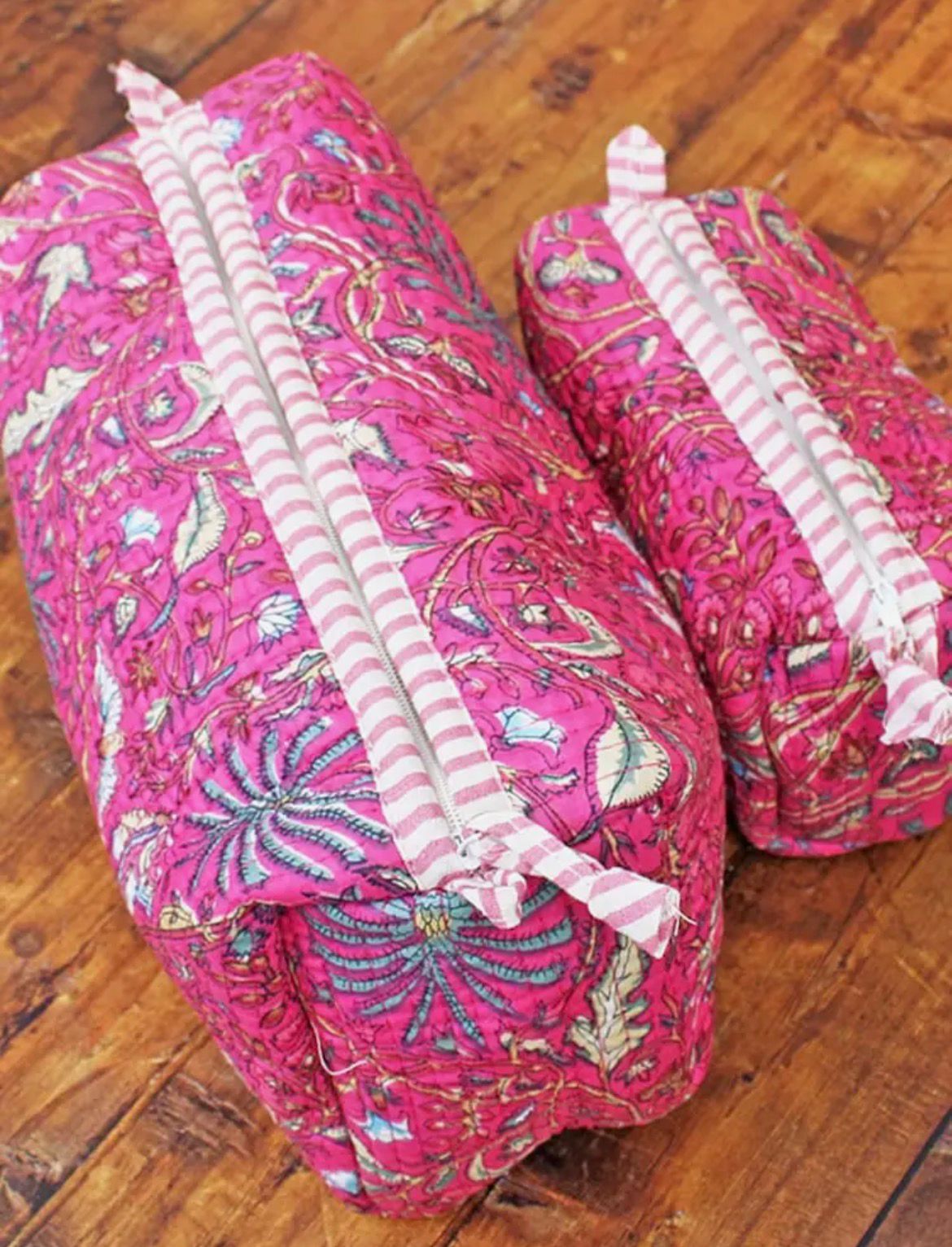 2 Quilted Cotton Wash Bags